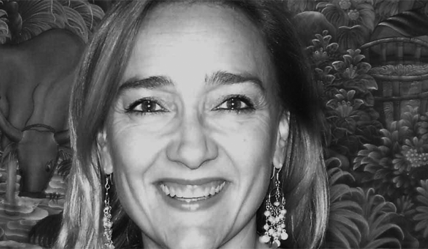 Scoprire Valentina Ferri e Le straordinarie bilocazioni di Lily Bells. Il bello di avere un&nbsp;blog…