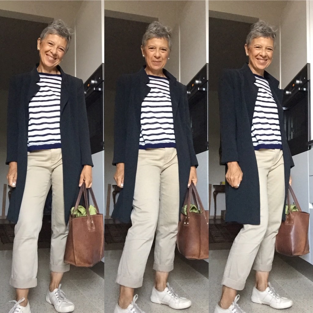 Khaki, righe e un soprabito. Lo stile di settembre è tutto qui