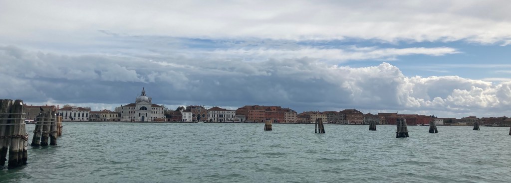 Sbrindolamenti veneziani, tramezzini, cugine e&nbsp;bellezza