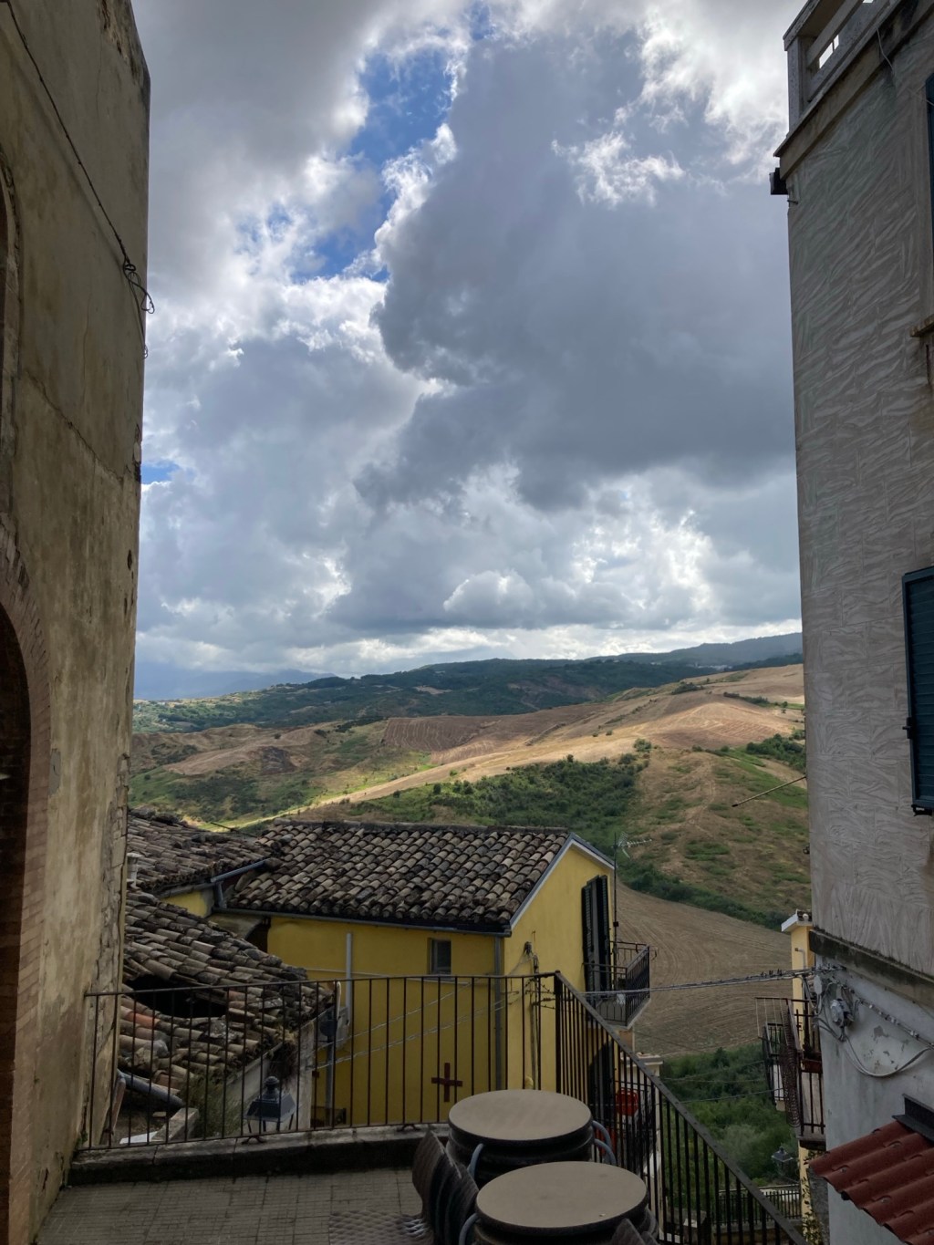 Di stoffe da tagliare, corvé e risotti. Ad&nbsp;Atessa