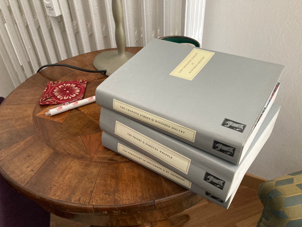 Elogio del grigio e di Persephone Books